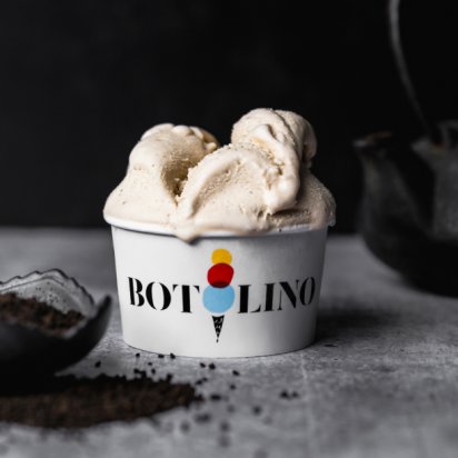 A cup of Botolino classic gelato